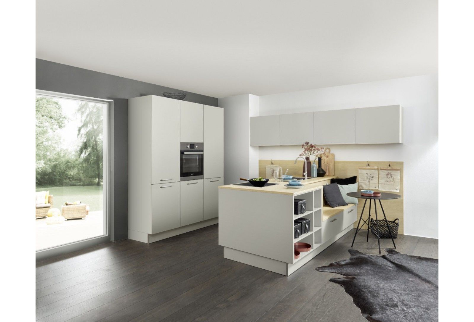 NK25203_Manhattan_Uni___Platingrau